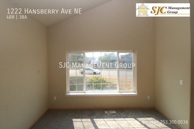 Building Photo - 1222 Hansberry Ave NE
