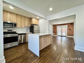 Building Photo - 4314 Mercier St