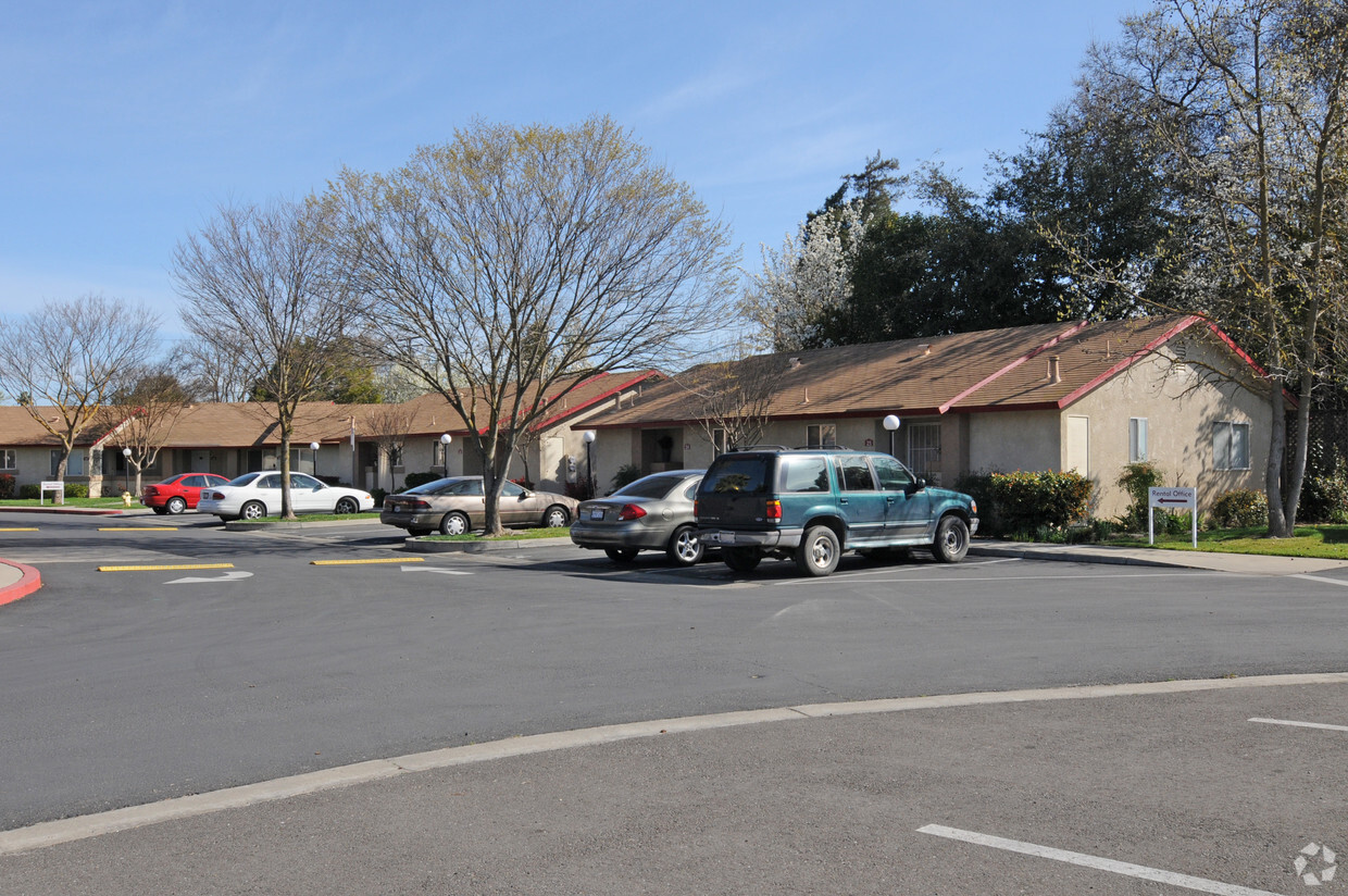 Foto del edificio - Sherwood Manor Senior Apartments