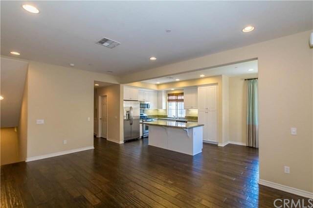 Building Photo - 137 Silverado