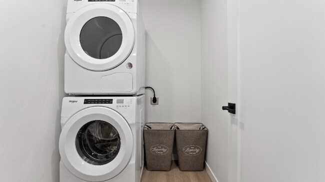 Building Photo - 7729 Mary Ave NW