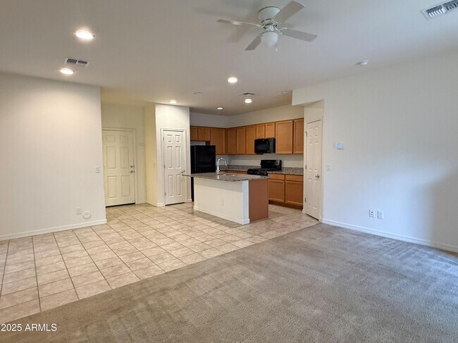 Foto del edificio - 3916 S 58th Ln