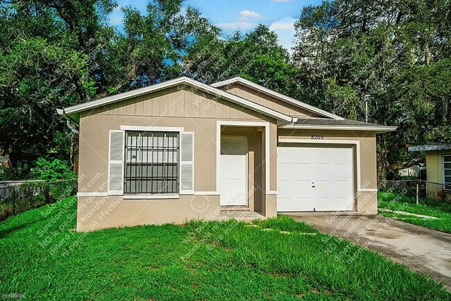 Foto del edificio - 3 br, 2 bath House - 8209 N Elmer St