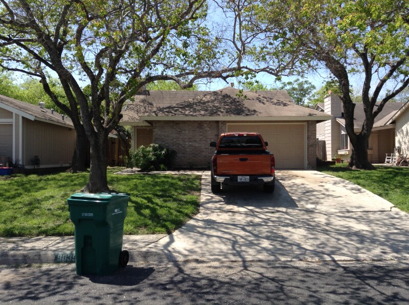 Foto principal - 9835 Meadow Way