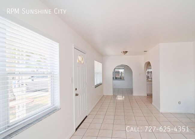 Foto del edificio - 3403 W St Louis St