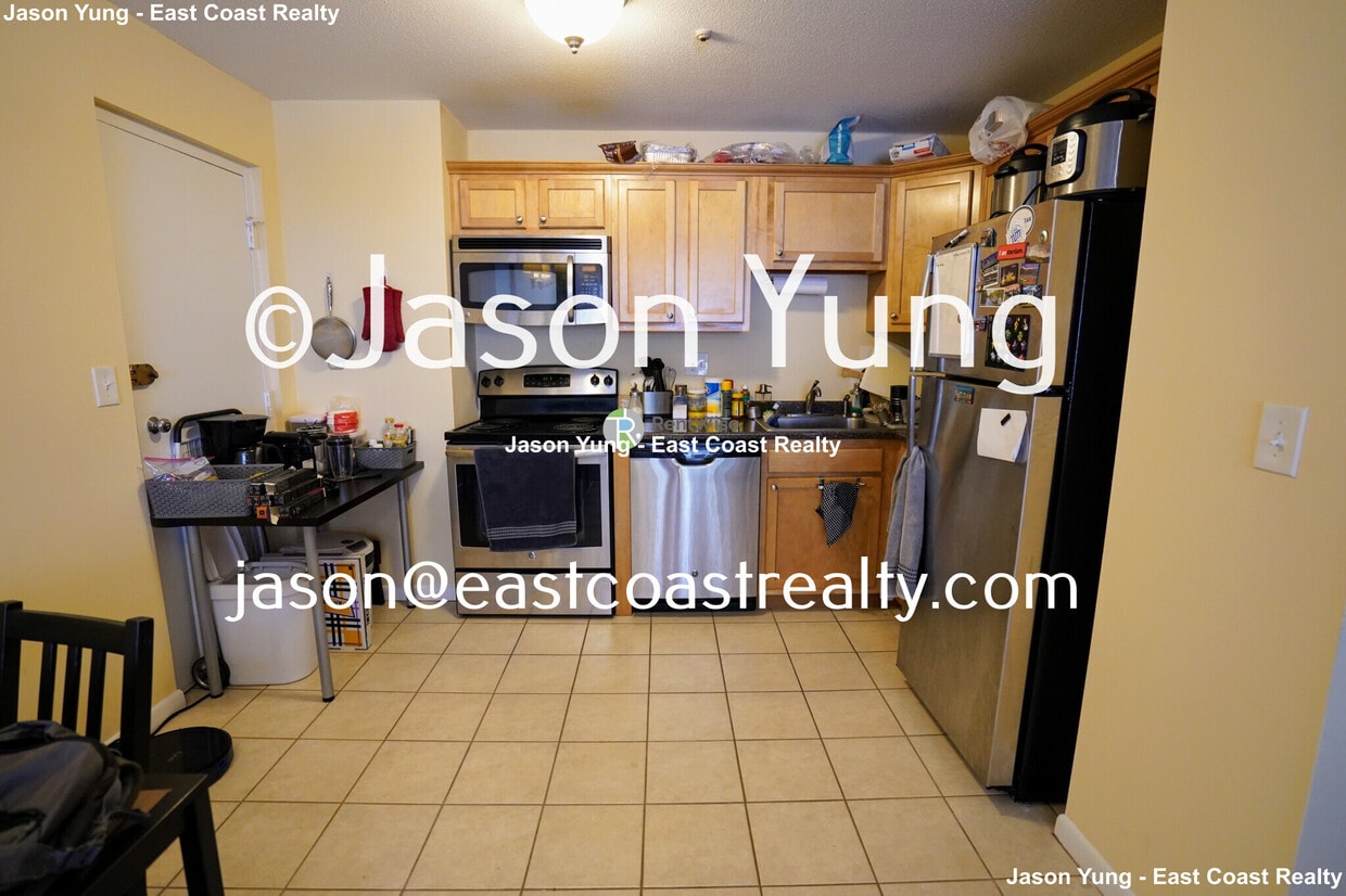 46 Park St Unit 12A, Newton, MA 02458 Condo for Rent in Newton, MA