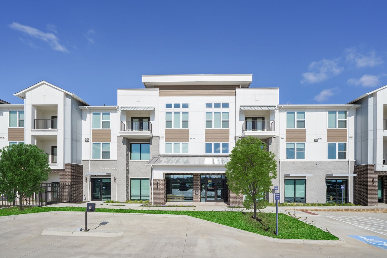 Torrington Arcadia Trails - Alquileres en Balch Springs, TX |  Apartamentos.com