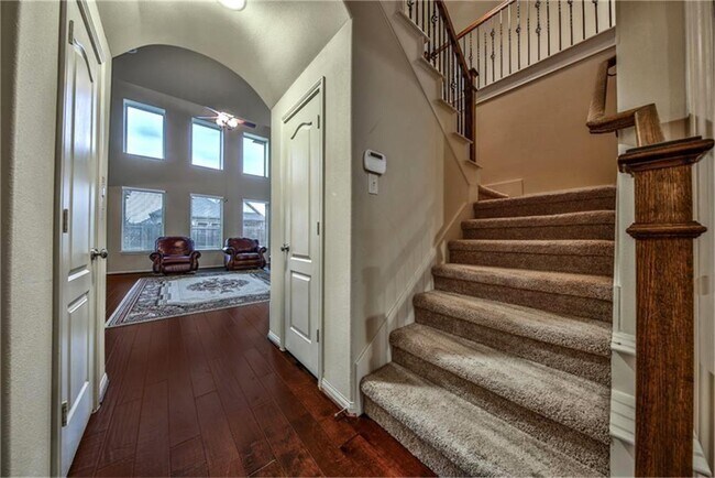 Foto del edificio - 19402 Cannon Hills Ln