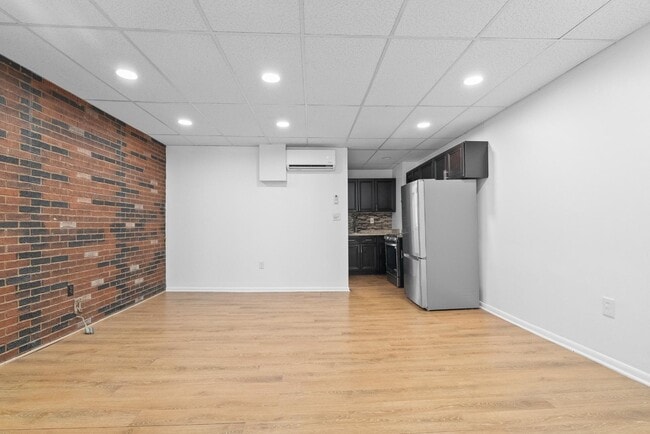 Foto del edificio - 2539 St Paul St