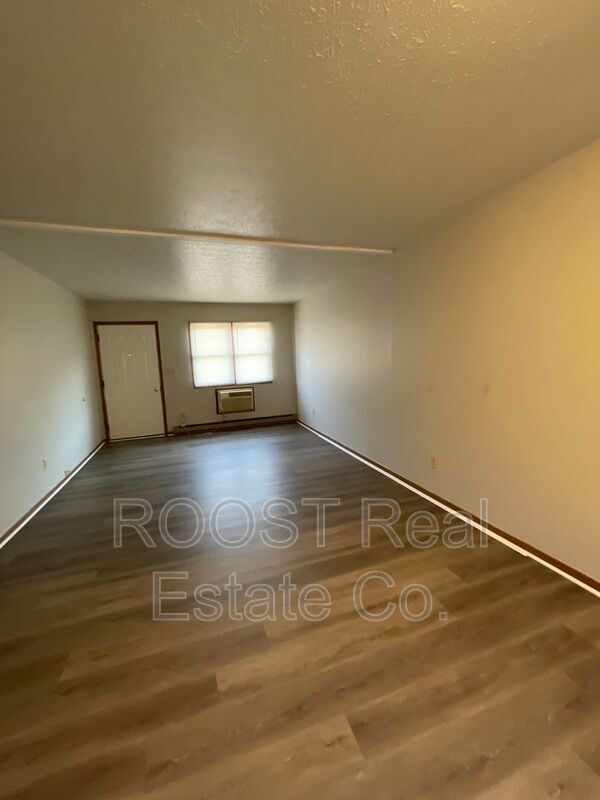 Foto principal - 207 N Madison Rd