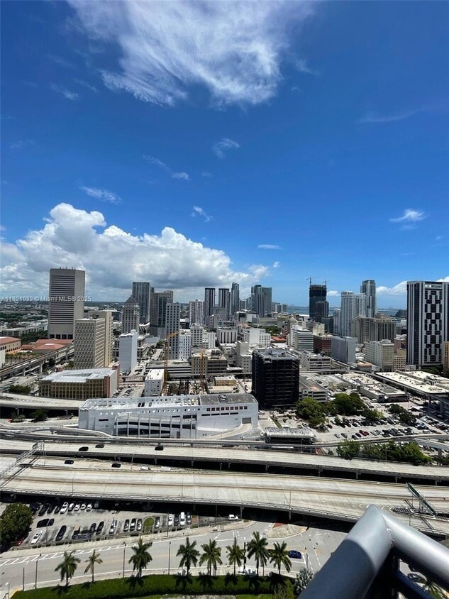 Primary Photo - 350 S Miami Ave