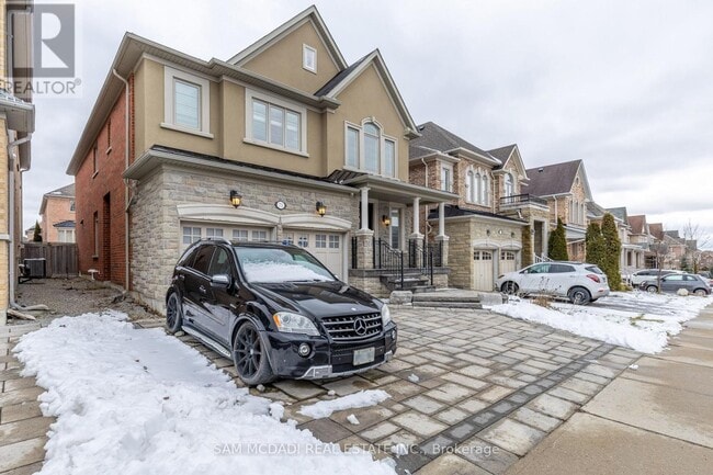 Photo du bâtiment - 71 Allison Ann Way