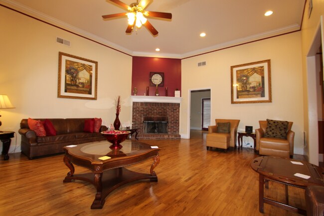 Building Photo - 4168 Connor Dr