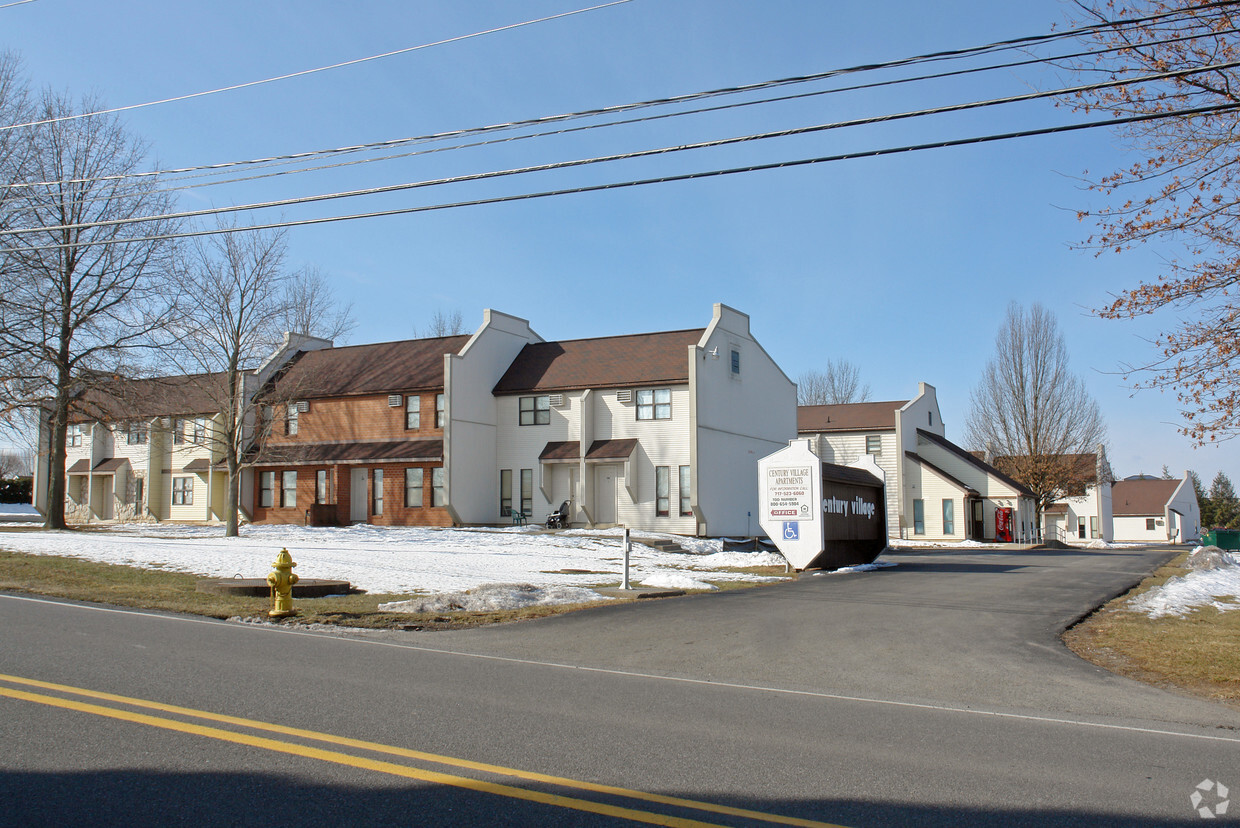 Primary Photo - Century Village Apartments