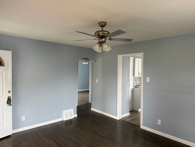 Foto del edificio - 7318 Columbia Ave