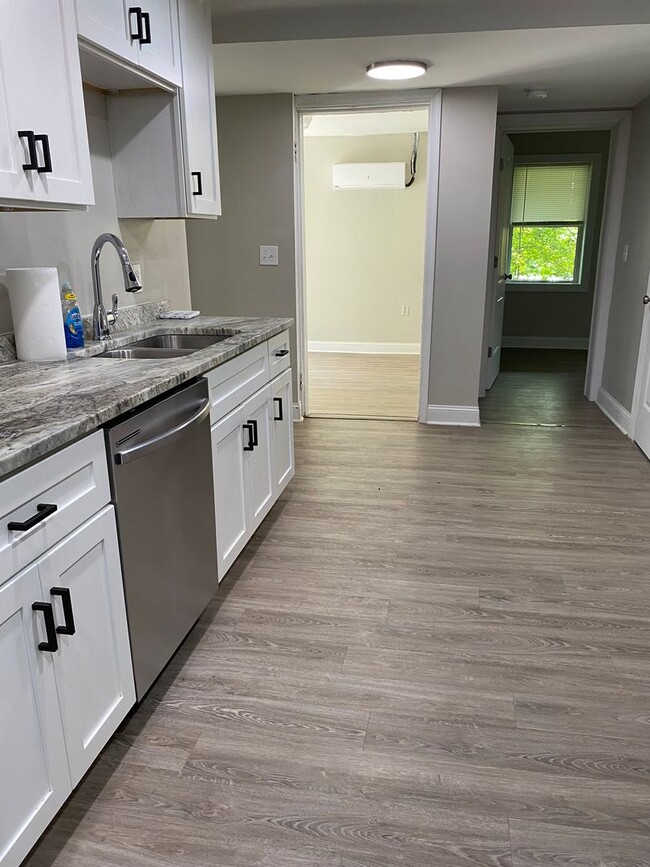 Photo - 2209 Rivermont Ave Apartment