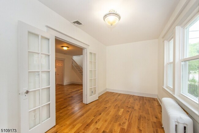 Building Photo - 414 Westfield Ave