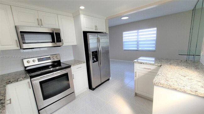 Foto del edificio - 400 SW 134th Way