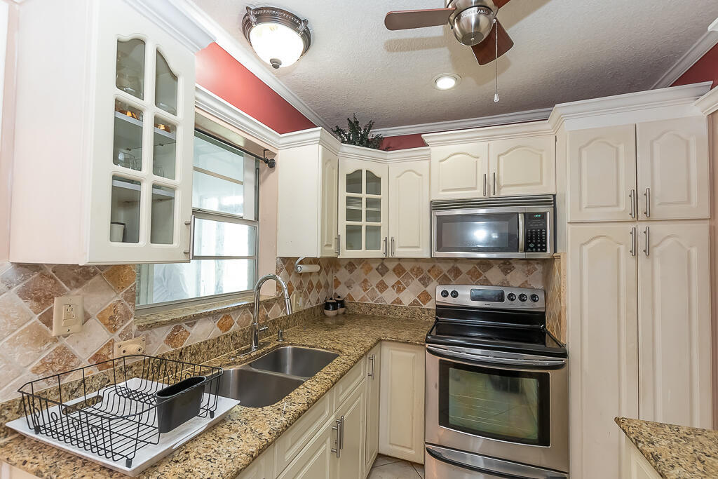 1400 NW 43 Terrace Unit 207, Lauderhill, FL 33313 Condo for Rent in