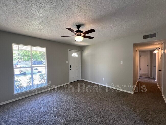 Foto del edificio - 3299 Egypt Central Rd