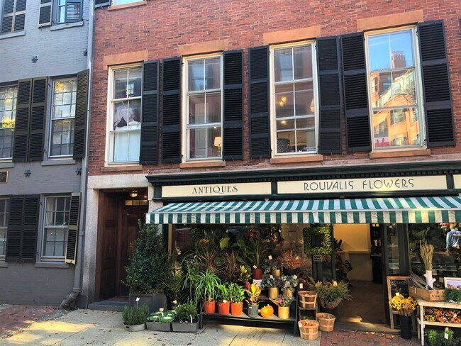 Foto del edificio - 38 W Cedar St