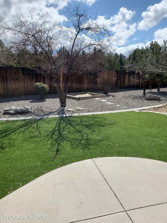 Building Photo - 4 br, 2.5 bath House - 1705 Canyon Terrace Dr