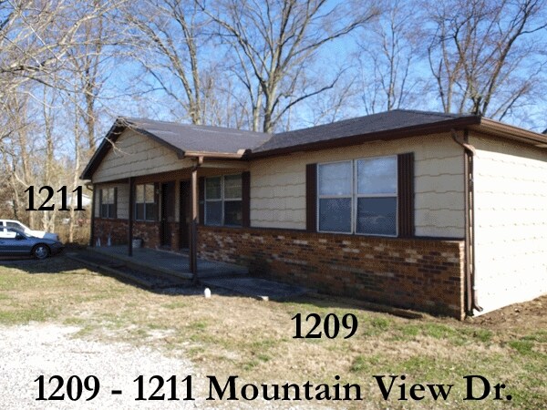 Primary Photo - 1209 Mountain View Dr