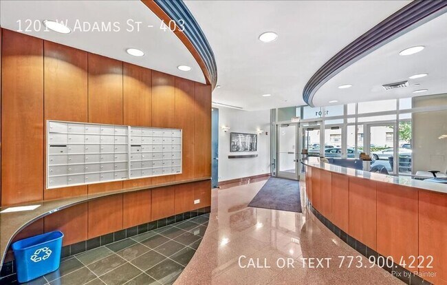 Foto del edificio - 1201 W Adams St