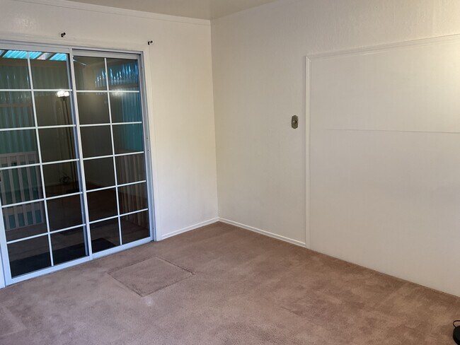 Building Photo - 2633 Bal Harbor Ln