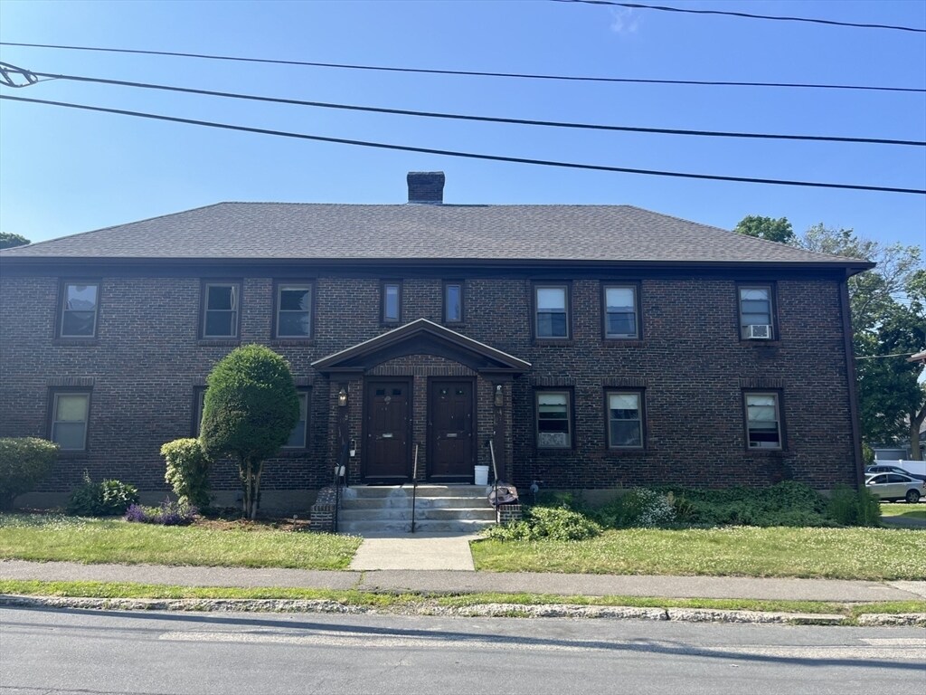 19 Weston Ave Unit 2, Braintree, MA 02184 Room for Rent in Braintree