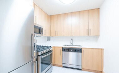 Foto del edificio - 888 8th Ave