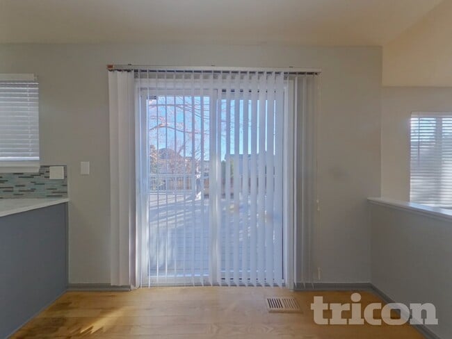 Foto del edificio - 10331 S Rotherwood Cir