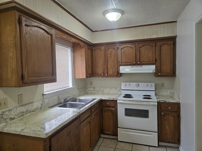 Foto del edificio - 120 Oak Ridge Ave