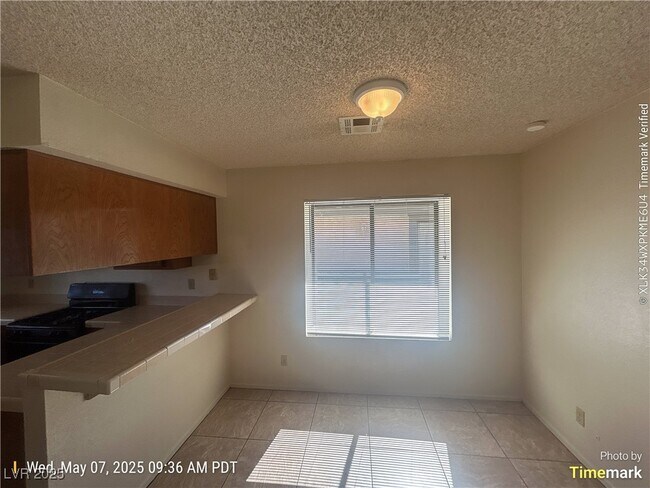 Foto del edificio - 6433 Deadwood Rd