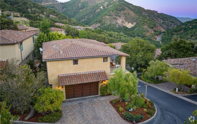 View of the house - 5595 Tanbark Ct