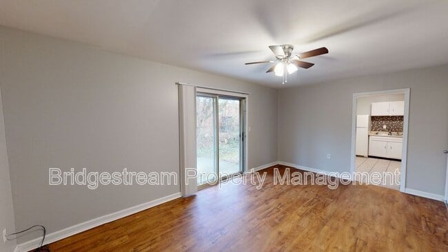 Building Photo - 6560 N Springboro Pike