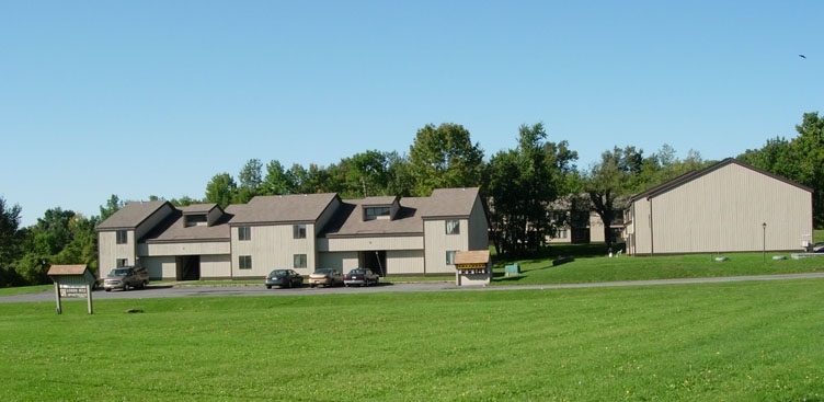 Primary Photo - Lord's Hill Apartments