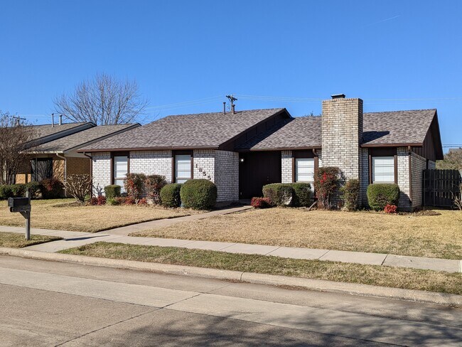 Building Photo - 1855 Sandy Ridge Ct