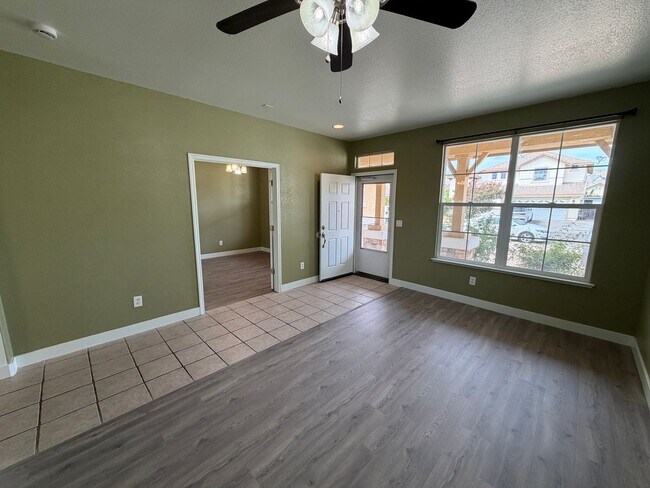 Foto del edificio - 8660 Banton Cir