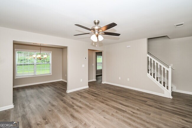 Foto del edificio - 7423 Grayson Bridge Cir