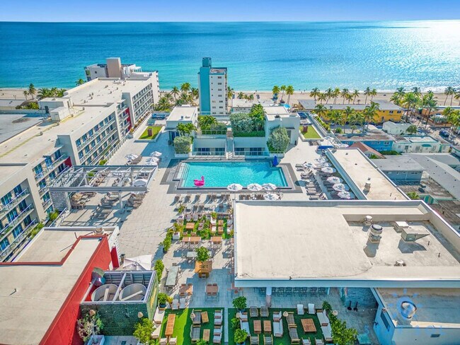 Foto del edificio - 777 N Ocean Dr