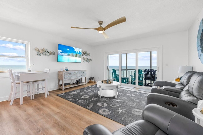 Building Photo - 205 Jimmy Buffett Mem Hwy