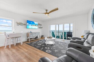 Building Photo - 205 Jimmy Buffett Mem Hwy