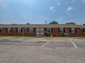 Building Photo - 707 Power St