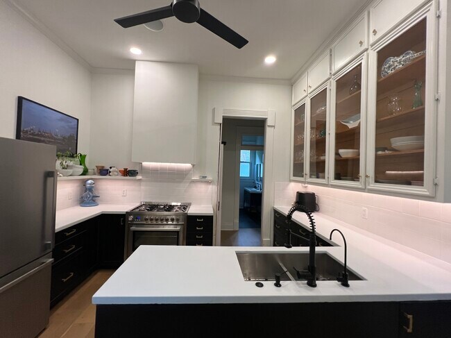 Foto del edificio - 120 S Woodrow St