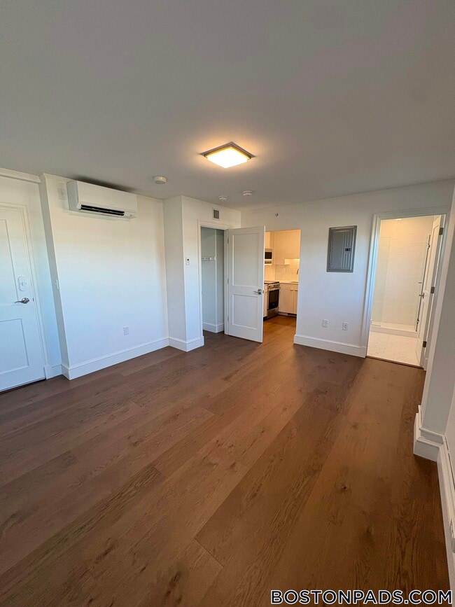 Foto del edificio - 1200 Massachusetts Ave