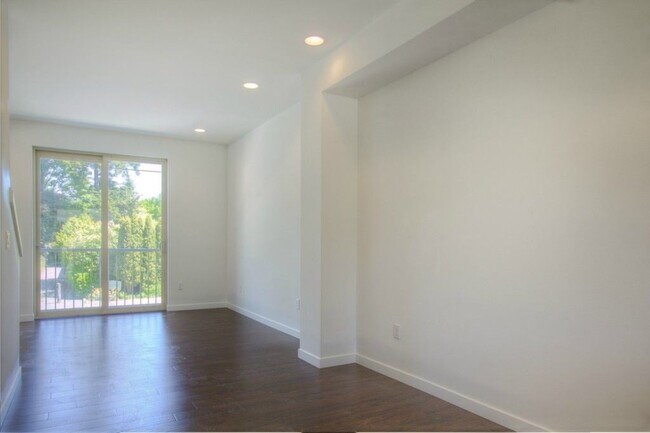 Foto del edificio - 4061 NE 50th St