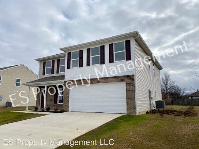 Building Photo - 4 br, 2.5 bath House - 2901 W. Kings Canyo...