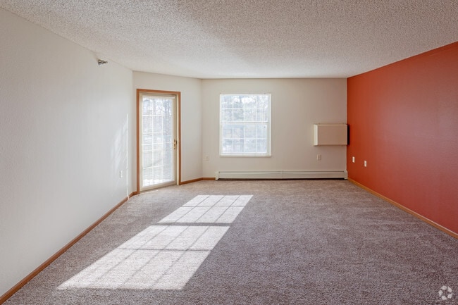 3BR, 2BA - Vermillion - Westwood Parkway Estates