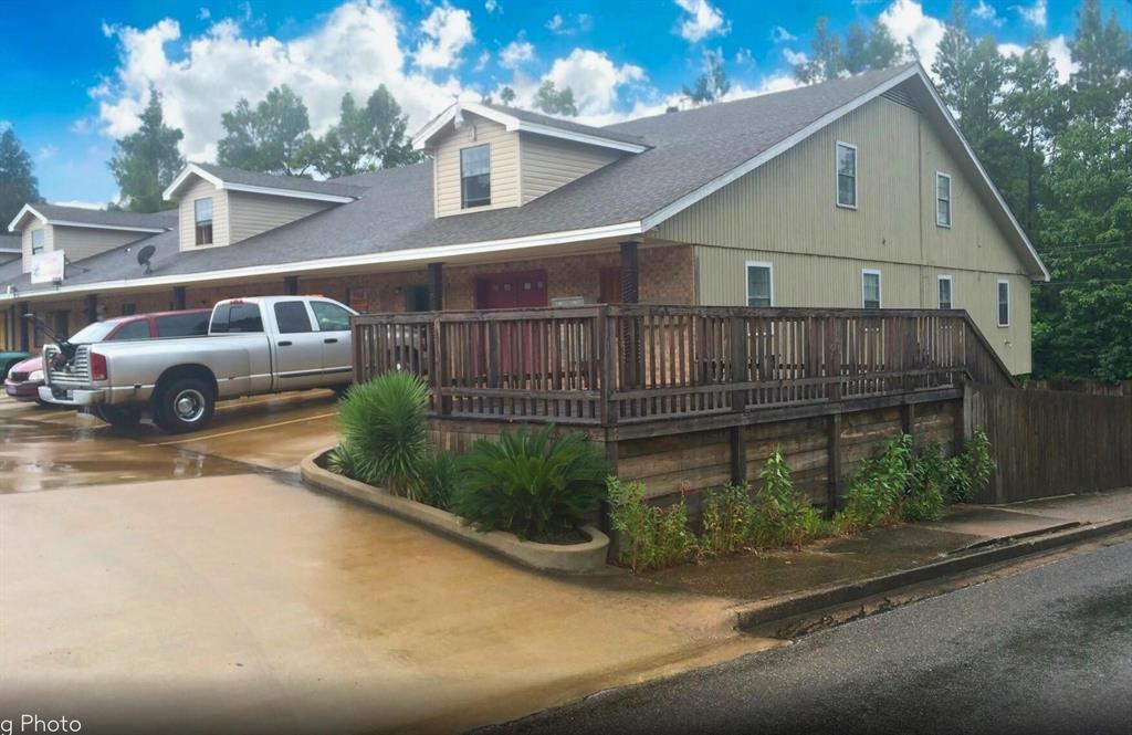 340 Pan American Dr, Livingston, TX 77351 Room for Rent in Livingston, TX